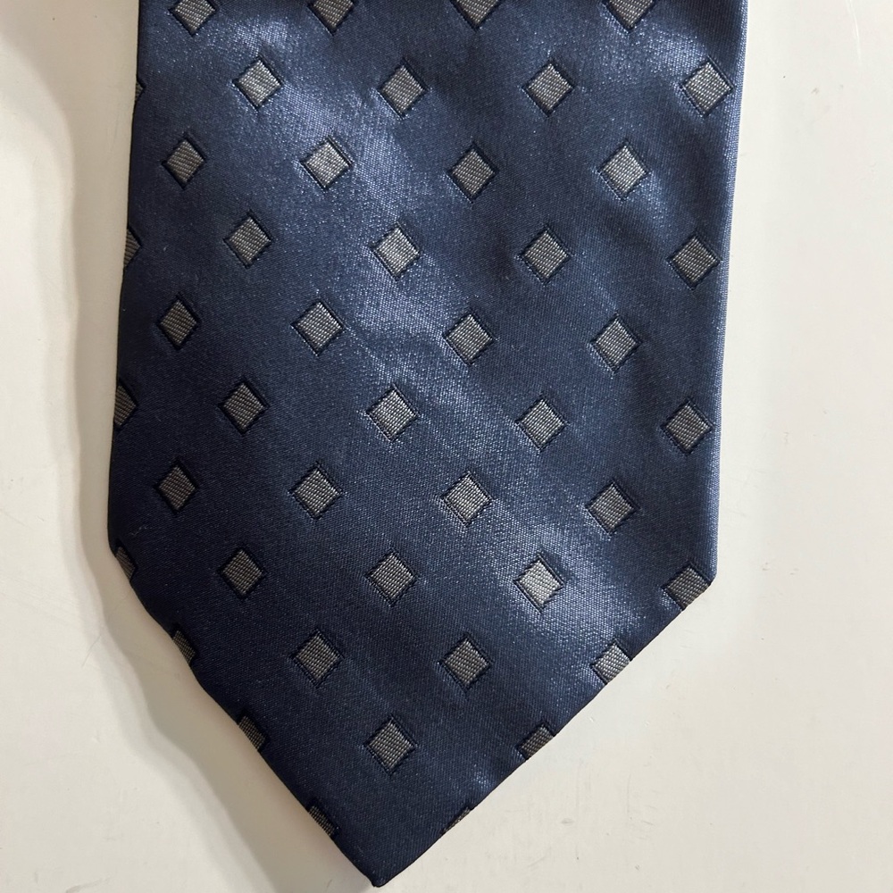 BANANA REPUBLIC MADE IN ITALY MEN’S BLUE/GRAY SMALL DIAMONDS PRINT SILK TIE